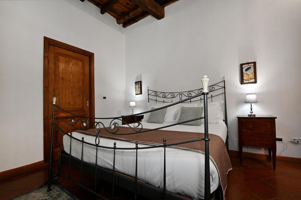 Vicolo Dell'Aquila - Residenze Romanae Exterior photo