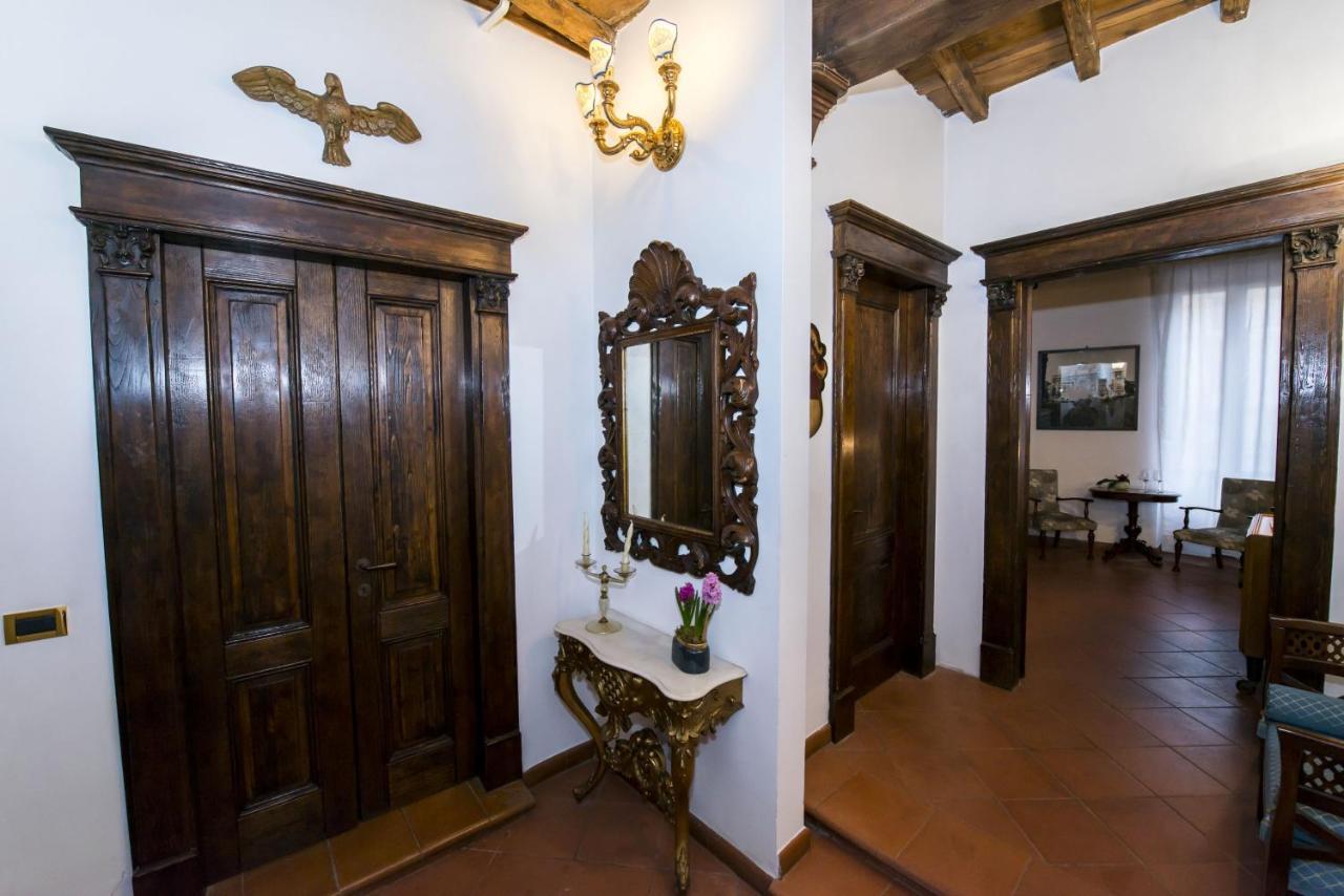 Vicolo Dell'Aquila - Residenze Romanae Exterior photo